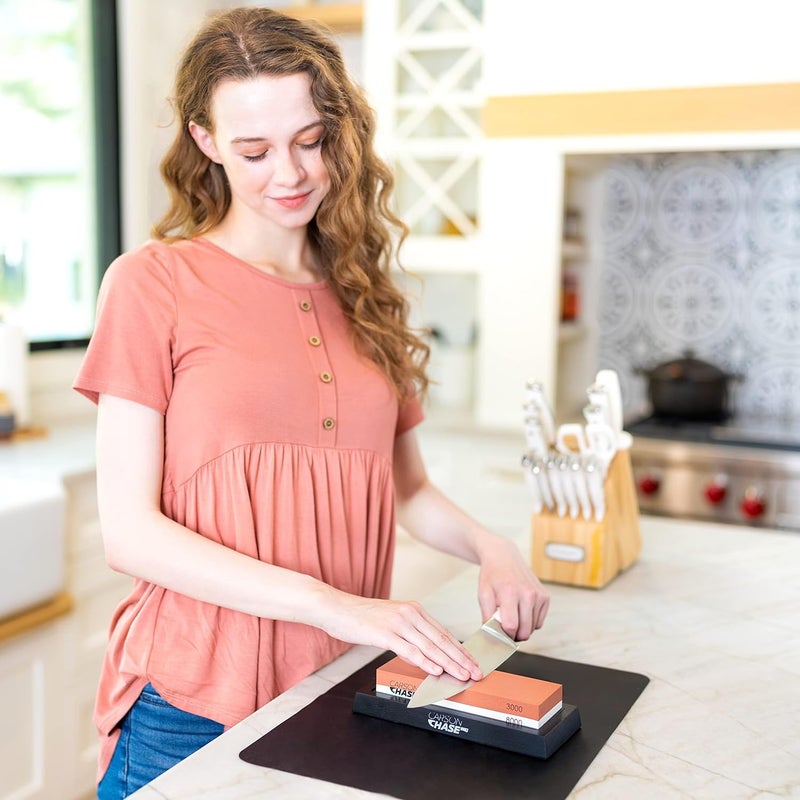 CarsonChase Professionally Complete Knife Sharpening Stone 15 Piece with Whetstone Bowl, Sharpener Kit for Knives, Premium 4 Side Grit Stones 400/1000 3000/8000, Honing Guide, Flattening Set, Holder, Gloves, Mat - Image 5